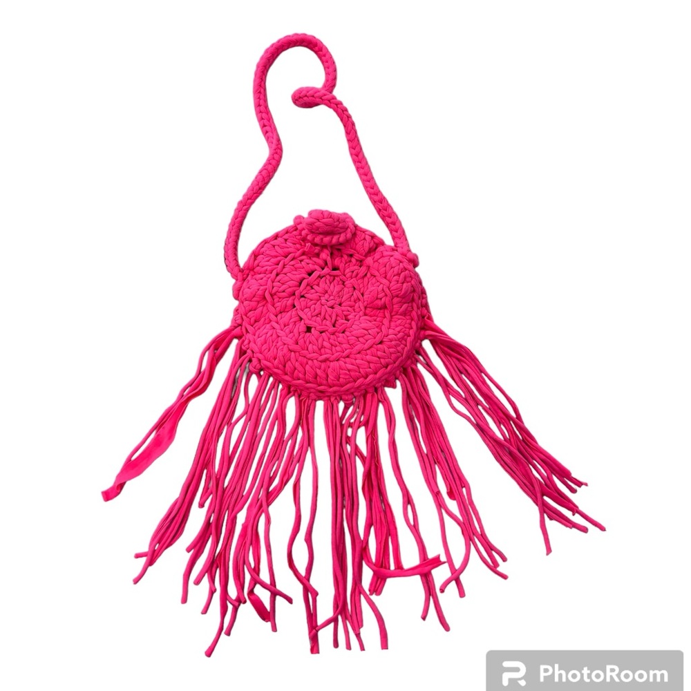 HOT PINK CROSSBODY WITH FRINGE